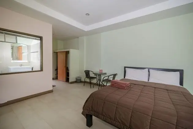 Standard Single Bed