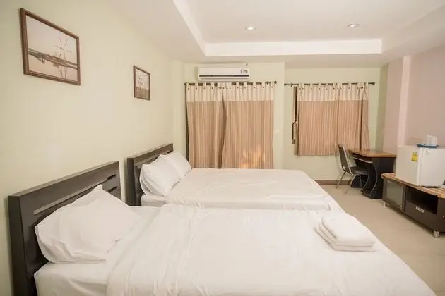 Standard Tripple Bed