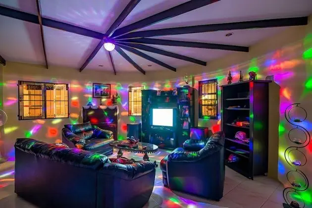 3-Bedroom House with Private Pool