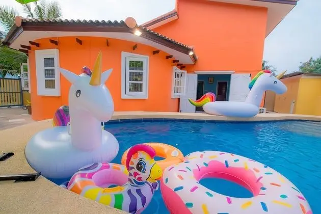 3-Bedroom House with Private Pool