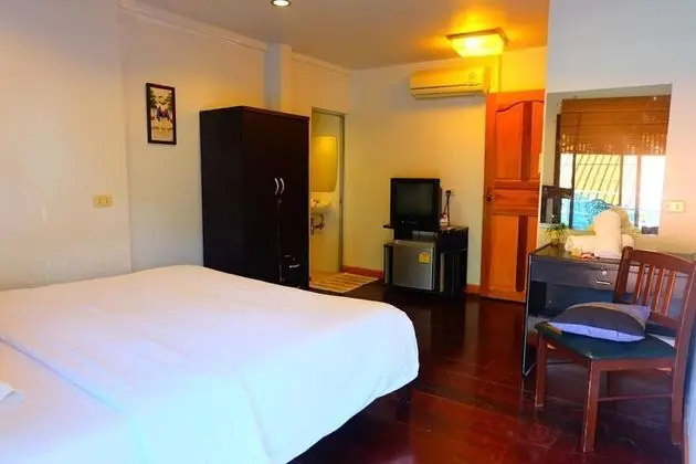 5-Bedroom Villa
