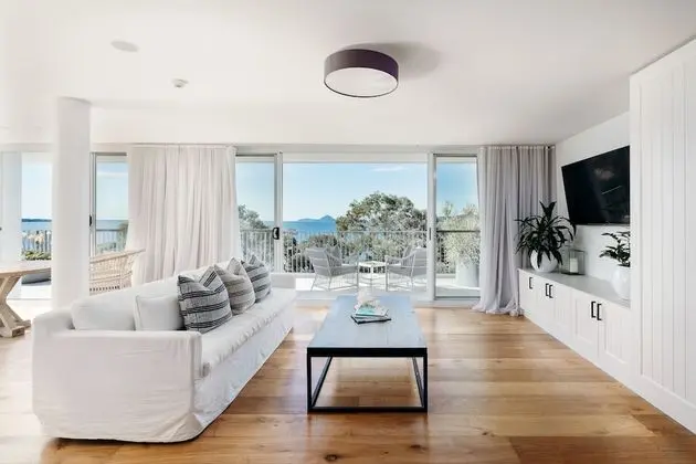 Classic Çatı Katı Süiti (Penthouse), Küvet, Koy Manzaralı