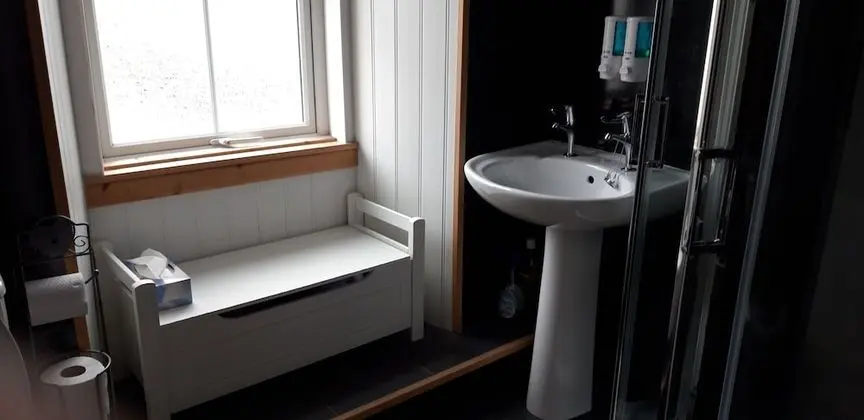 Traditional İki Ayrı Yataklı Oda, Ortak Banyo