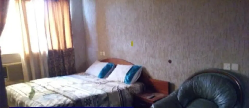 Deluxe Oda, 1 Büyük (Queen) Boy Yatak