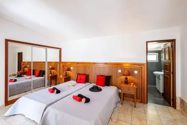 Villa, 4 Yatak Odası, Kişiye Özel Havuzlu, Havuz Manzaralı