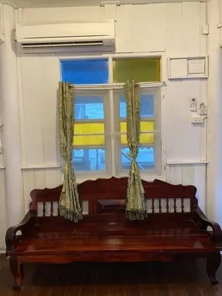 Üç Kişilik Oda