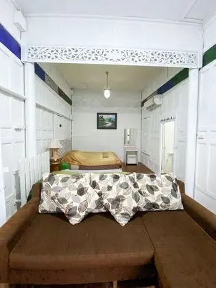 Üç Kişilik Oda