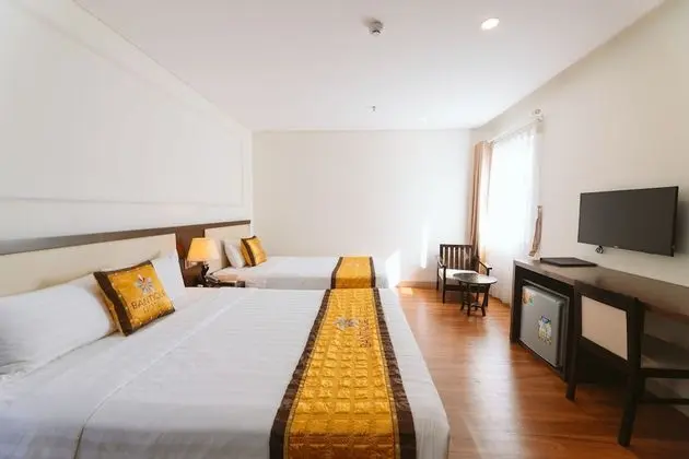 Deluxe Üç Kişilik Oda