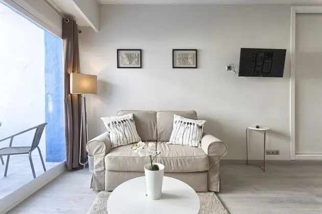 Deluxe Stüdyo, 1 En Büyük (King) Boy Yatak ve Çekyat, Havuz Manzaralı