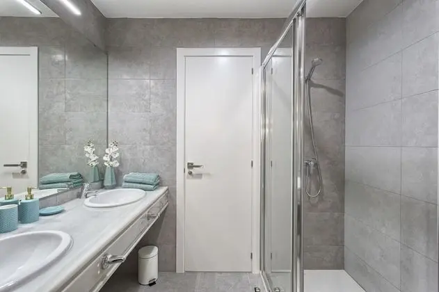 Deluxe Stüdyo, 1 En Büyük (King) Boy Yatak ve Çekyat, Havuz Manzaralı