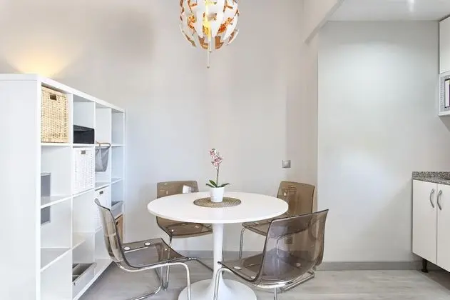 Stüdyo, Balkon, Havuz Manzaralı