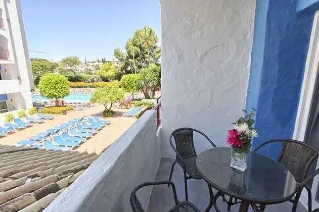 Stüdyo, Balkon, Havuz Manzaralı
