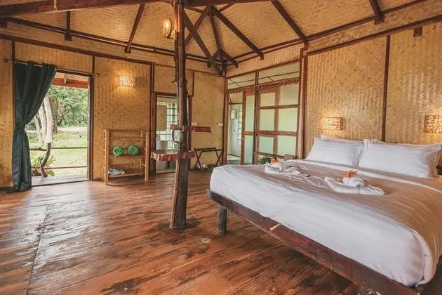 Lotus Villa with Air Condition