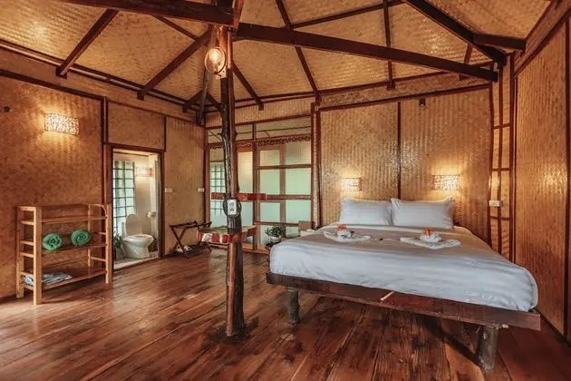 Lotus Villa with Air Condition