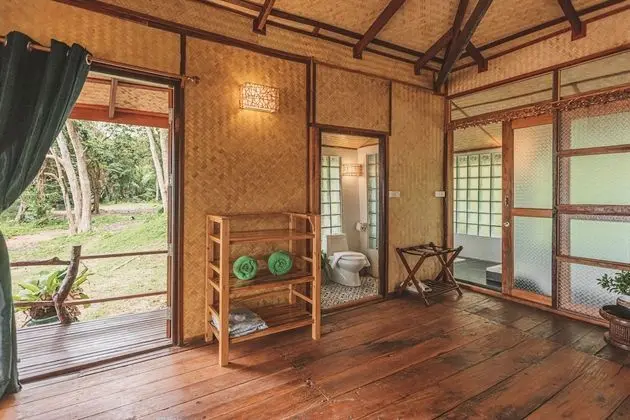 Lotus Villa with Air Condition