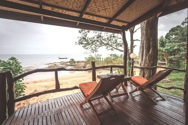 Lotus Villa with Air Condition