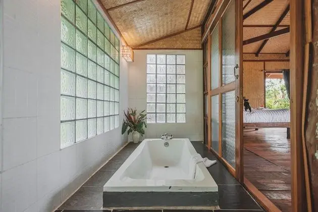 Lotus Villa with Air Condition
