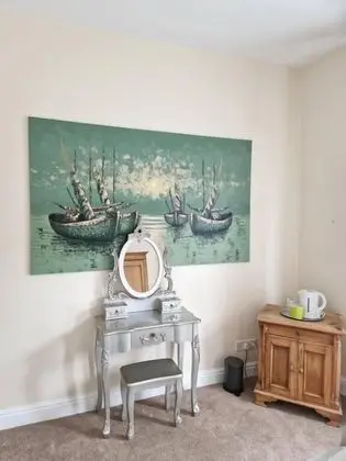 Deluxe Tek Büyük Yataklı Oda