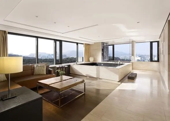 Namsan Pool Premier Suite (Free Valet Parking Service Per Night / from 6:30 to 23:00)