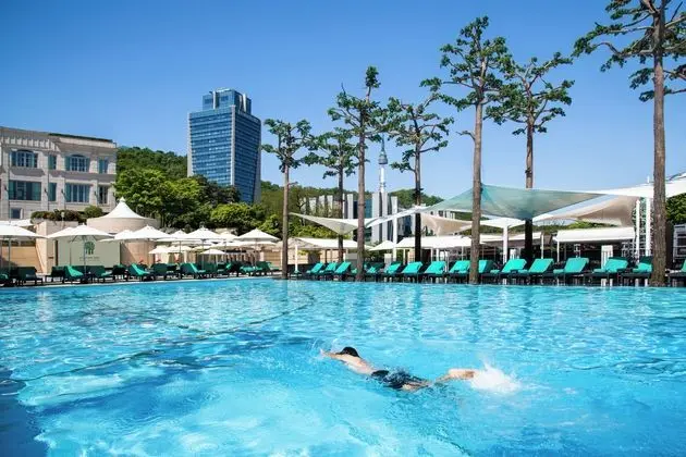 [The Oasis Summer Pkg] Banyan Suite + Breakfast For 2+Oasis Outdoor Pool &Indoor Pool &Fitness For 2