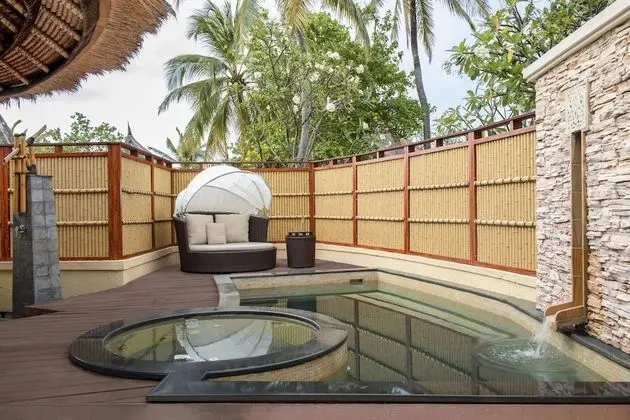 Beachfront Sunset View Pool- Free Transfers for 2, Minimum Stay 3 Nights 1st May till 30th Sept 2024