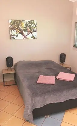Family Tek Kişilik Oda