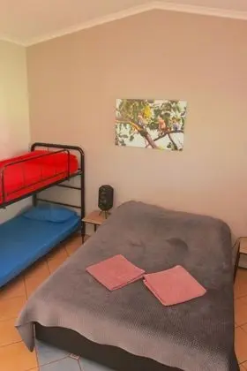 Family Tek Kişilik Oda