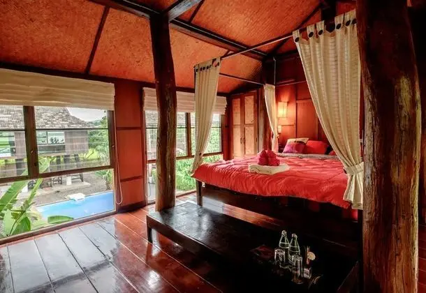 Deluxe Double Room with Pool View