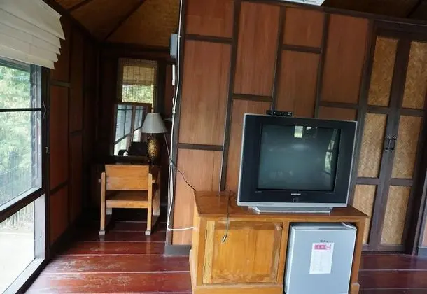 Deluxe Double Room with Pool View