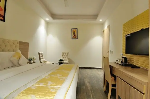 Deluxe Tek Büyük Yataklı Oda, 1 En Büyük (King) Boy Yatak, Sigara İçilmez, Şehir Manzaralı