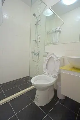 Üç Kişilik Oda