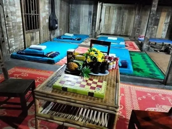 Traditional Ortak Ranzalı Oda, Karma Ranzalı Oda