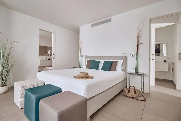 Grand Süit, 1 Yatak Odası, Kişiye Özel Havuzlu, Deniz Manzaralı (Divinity Breeze Luxe)