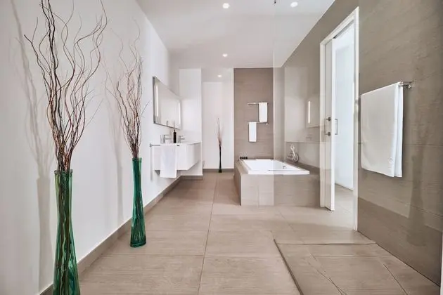 Grand Süit, 1 Yatak Odası, Kişiye Özel Havuzlu, Deniz Manzaralı (Divinity Breeze Luxe)