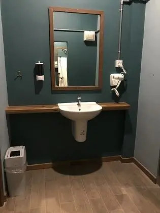 Ortak Ranzalı Oda, Karma Ranzalı Oda (8 Beds)