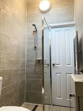 Business Kır Evi, Birden Çok Yatak, Sigara İçilmez