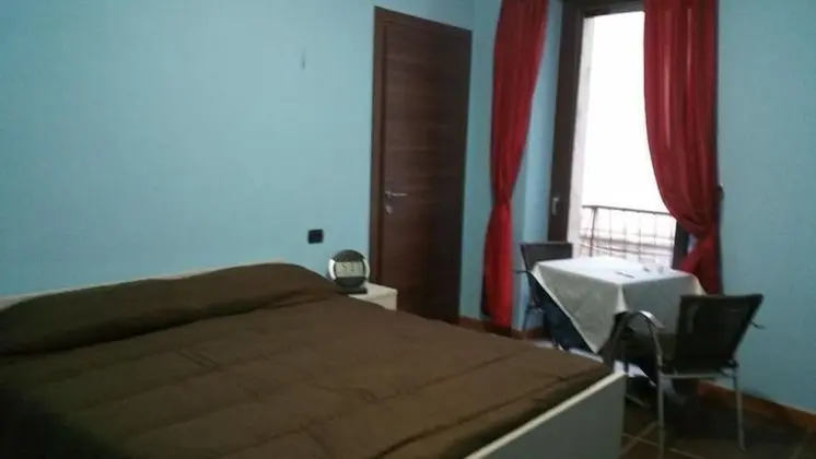 Deluxe Tek Büyük Yataklı Oda, Balkon, Şehir Manzaralı (102)