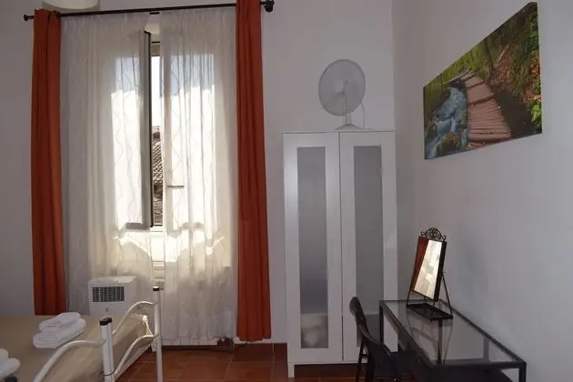 Tek Büyük veya İki Ayrı Yataklı Oda, Özel Banyo