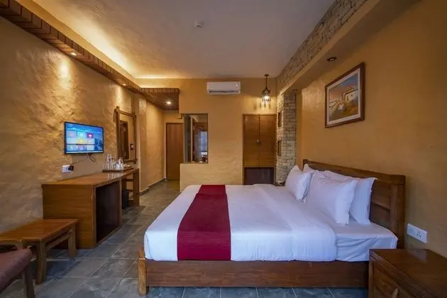 Deluxe Tek Büyük Yataklı Oda