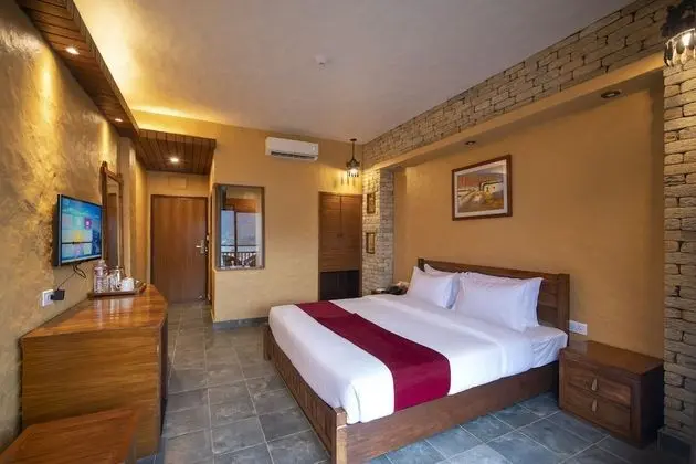 Deluxe Tek Büyük Yataklı Oda