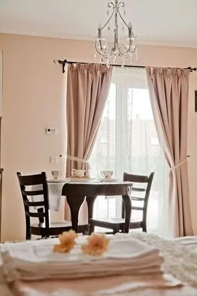 Romantic Stüdyo