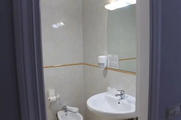 Tek Kişilik Oda
