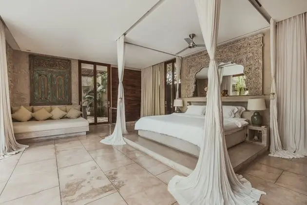 Deluxe Villa