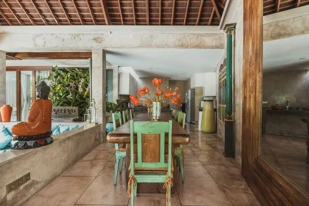 Deluxe Villa