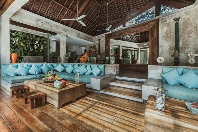 Deluxe Villa