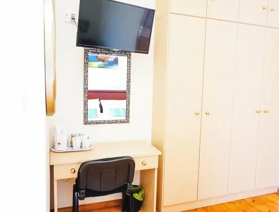 Tek Büyük Yataklı Oda, Banyolu/Duşlu