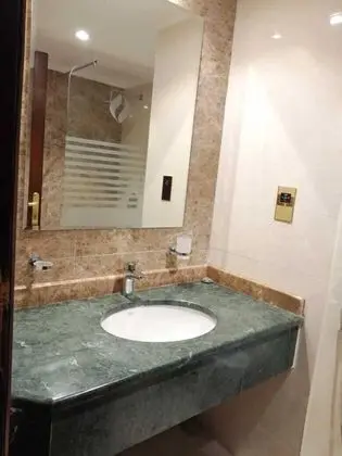 Quint Room Five Comfortable Single Beds