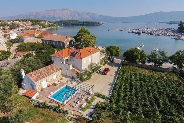 Ev (Villa Barakokula - 3m from the sea - )