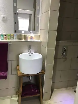 Apart Daire, 2 Tek Kişilik Yatak, Sigara İçilmez