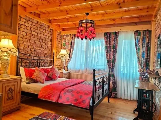 https://images.odamax.com/img/1024x768/odamax/image/upload/ZmlsZU5hbWU9V2hhdHNBcHAtSW1hZ2UtMjAyMy0wOC0yMS1hdC0wMC4yNy4yMw_20230927231422.jpeg